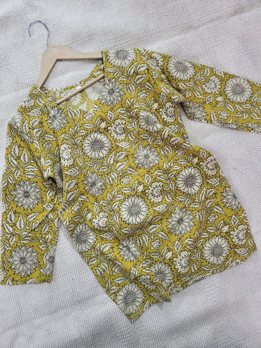 Short Kurti - The Pyt Store