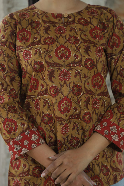 Short Kurti - The Pyt Store