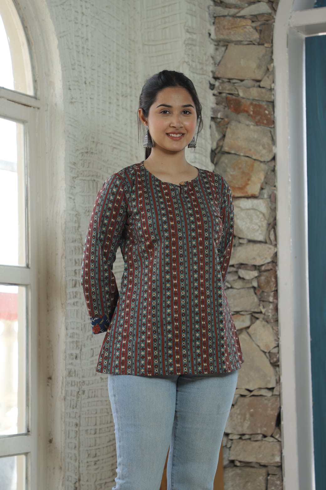 Short Kurti - The Pyt Store