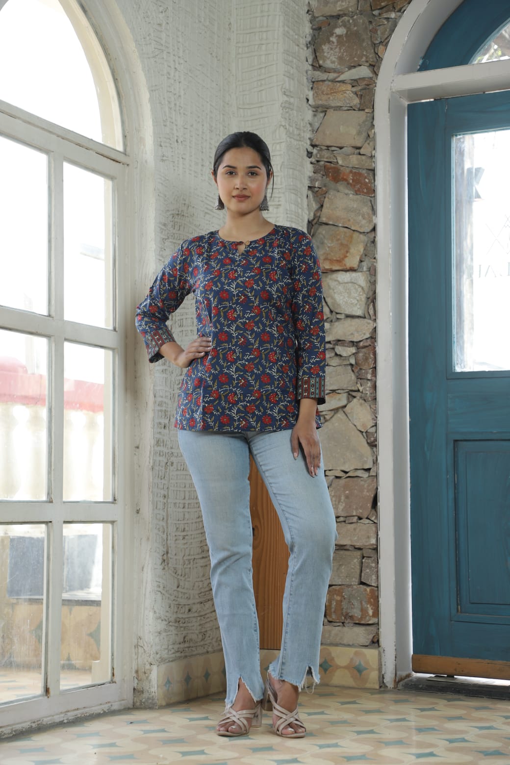 Short Kurti - The Pyt Store