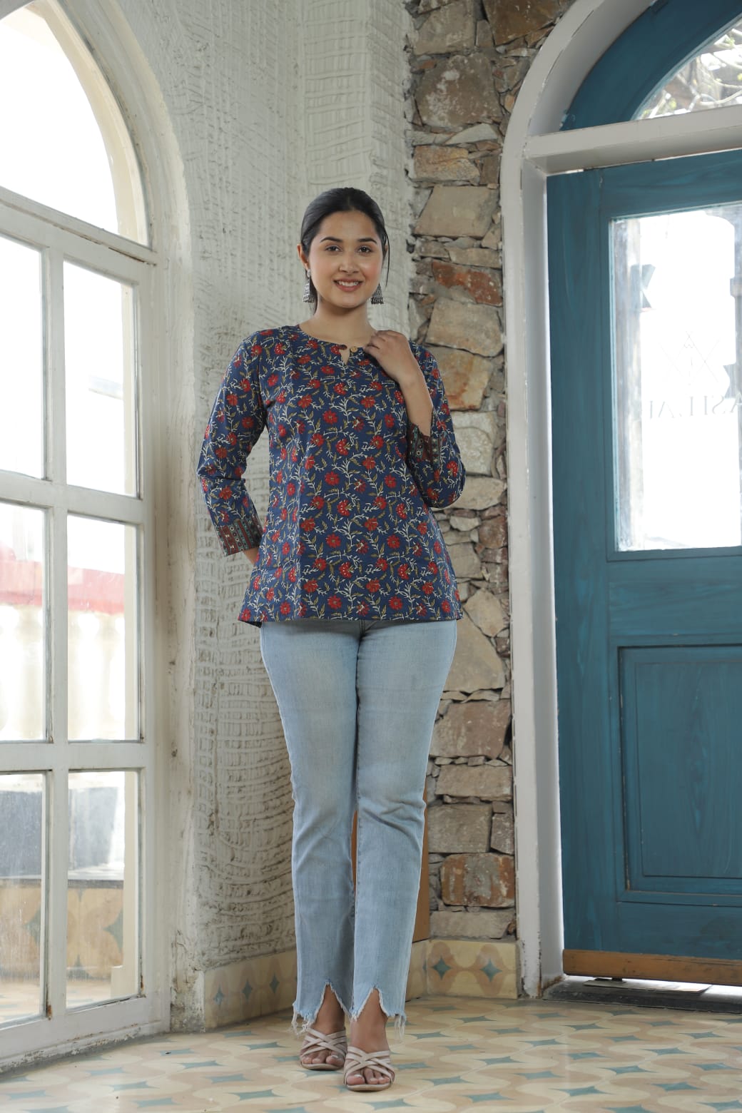 Short Kurti - The Pyt Store