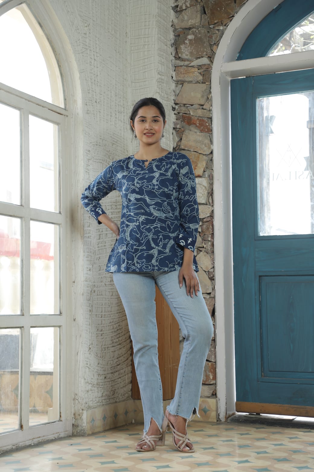 Short Kurti - The Pyt Store