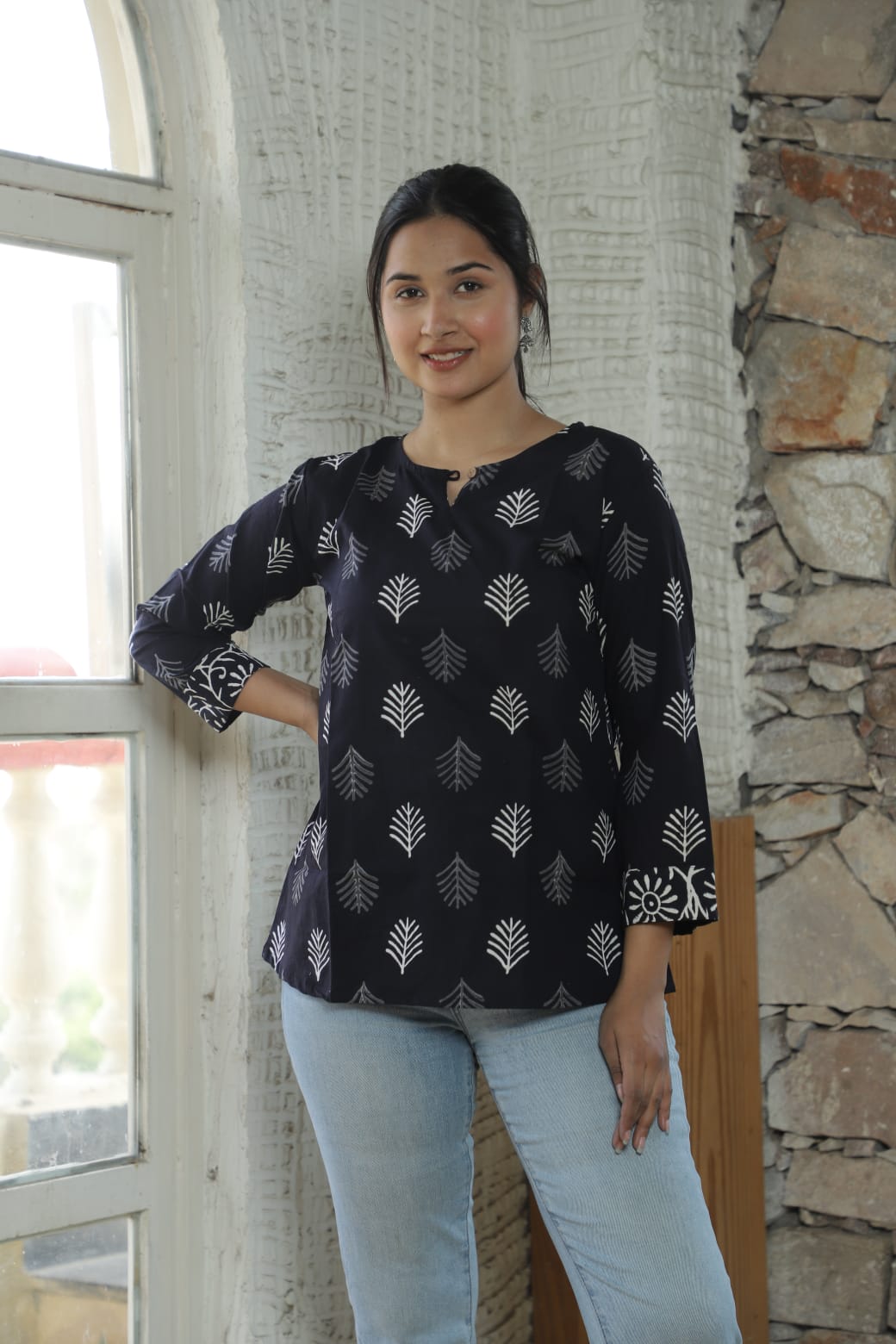 Short Kurti - The Pyt Store