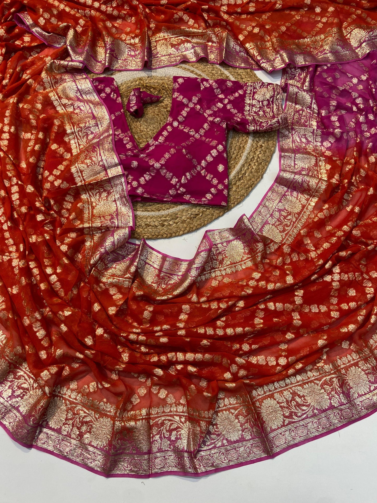 Banarasi georgette Saree with readymade blouse - The Pyt Store