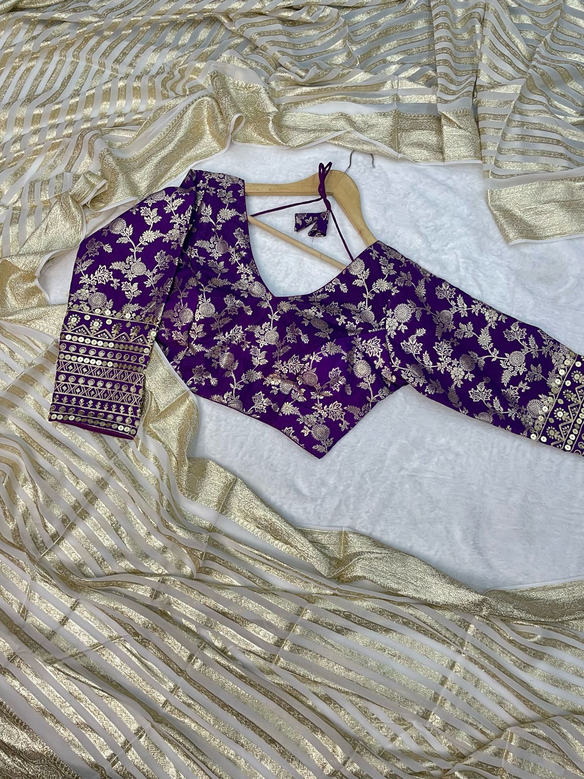 Viscose georgette with Readymade blouse - The Pyt Store