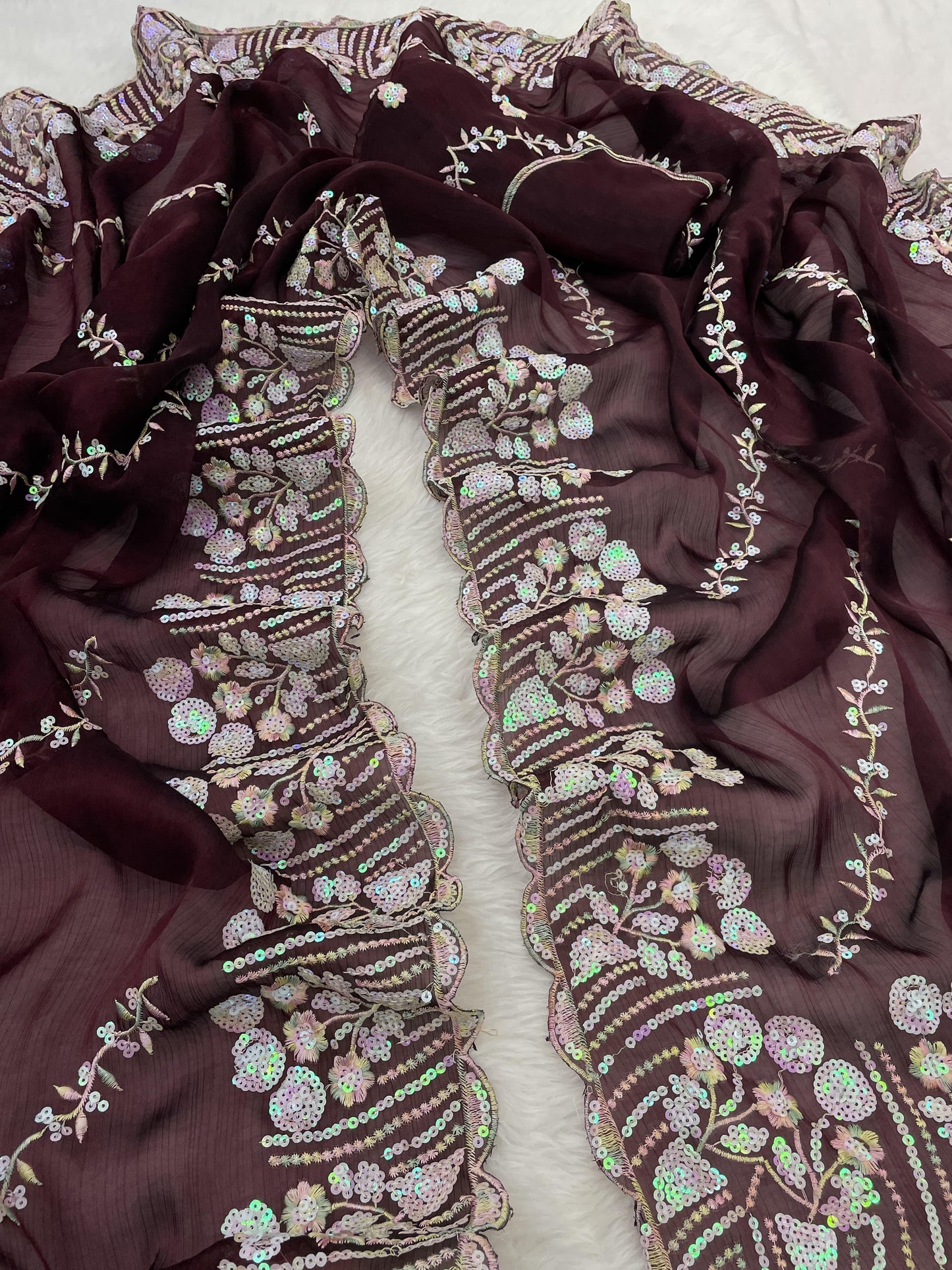 Sequins C-pallu saree - The Pyt Store