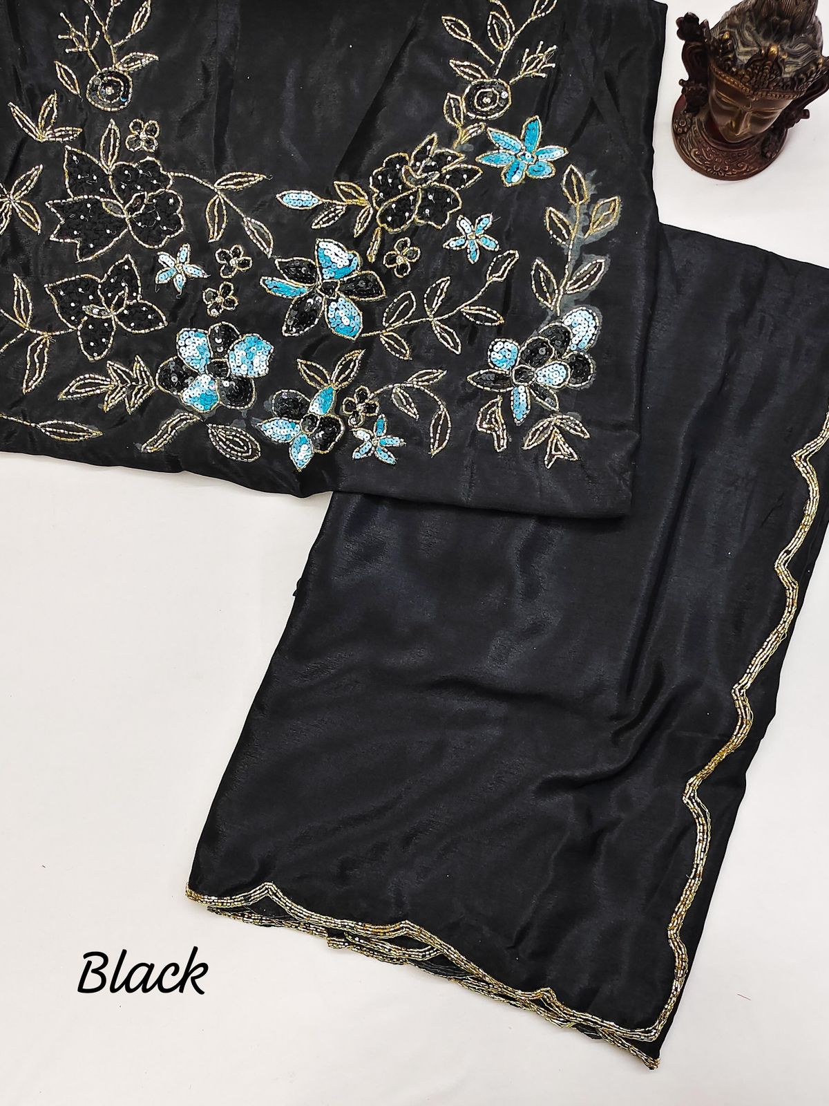 Handwork Designer Saree - The Pyt Store