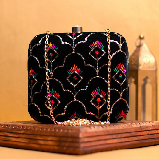 Ethnic Embroidery Clutch Bag - The Pyt Store