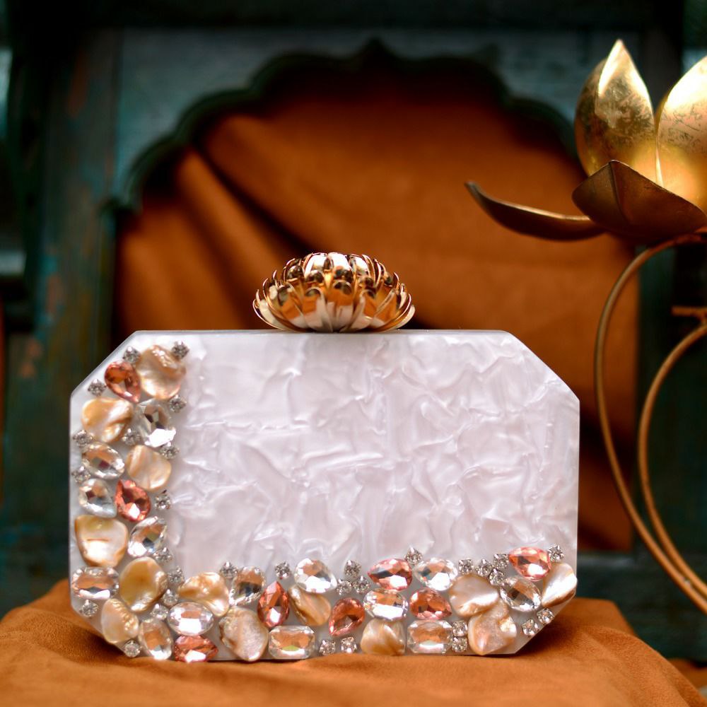 Exquisite Embellished Clutch - The Pyt Store