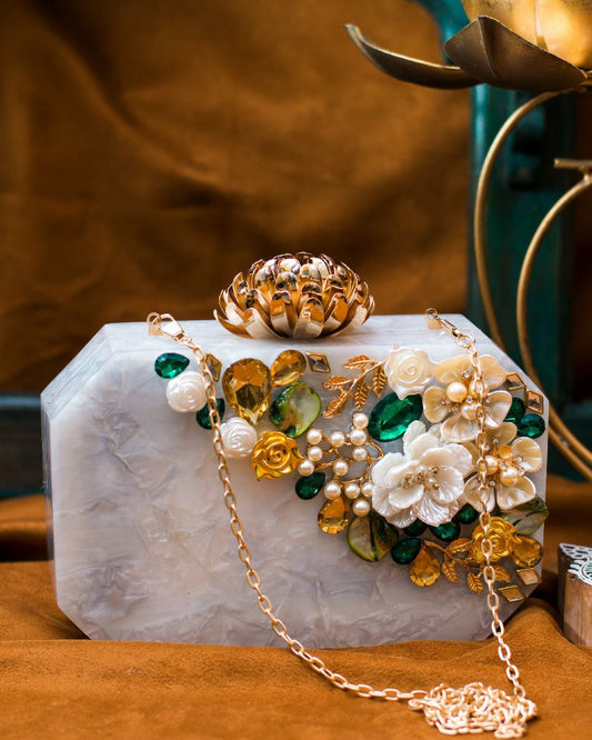 Exquisite Embellished Clutch - The Pyt Store